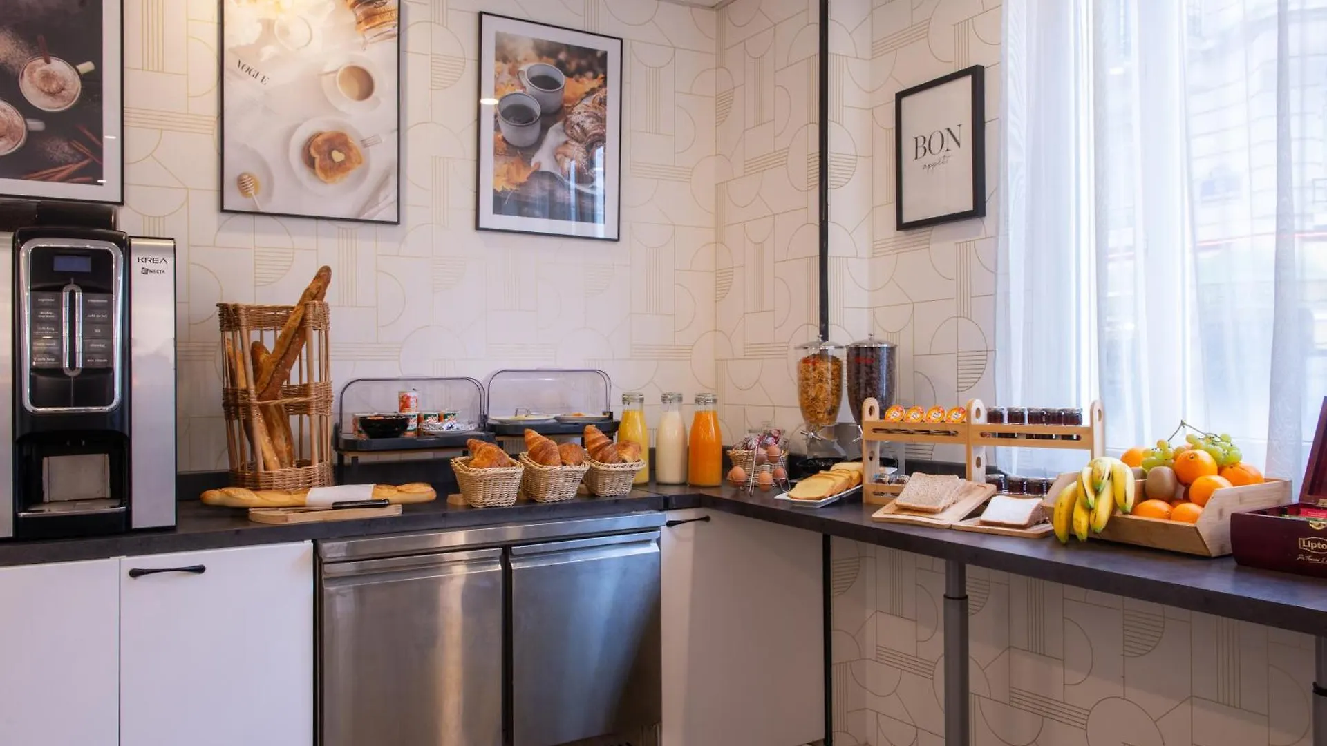 Hotel Cactus Париж 3*,  Франция
