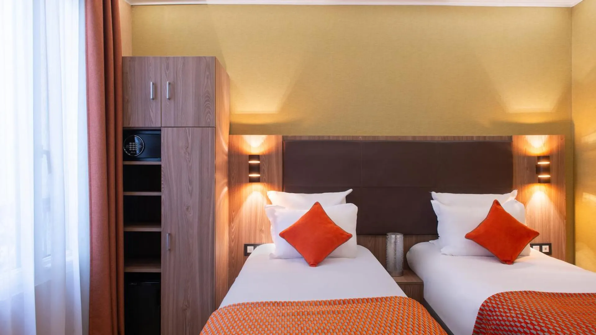 Hotel Cactus Париж