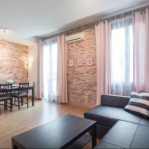 Central Apartment Appartamento Barcellona