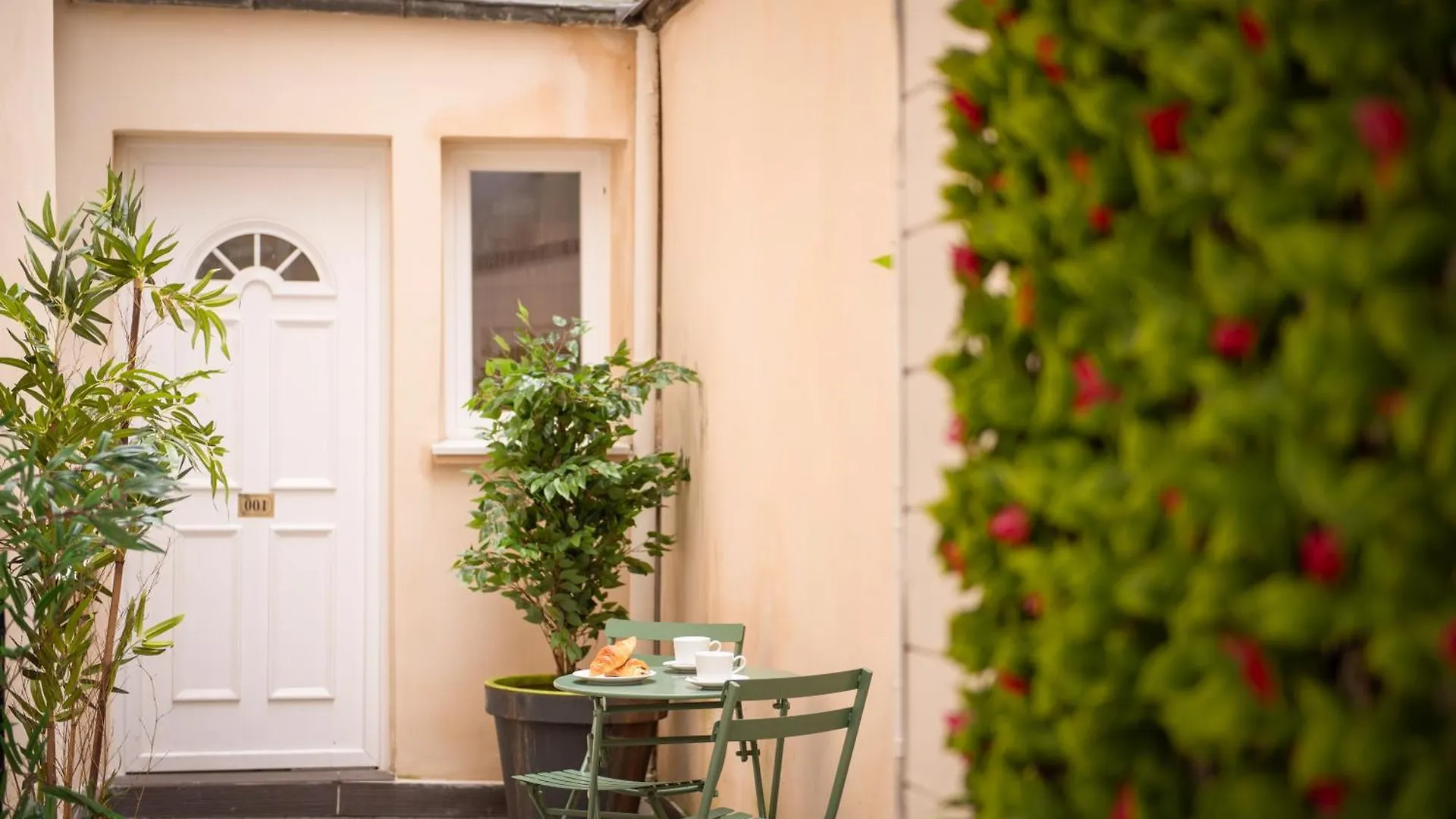 Hotel Cactus Paris France