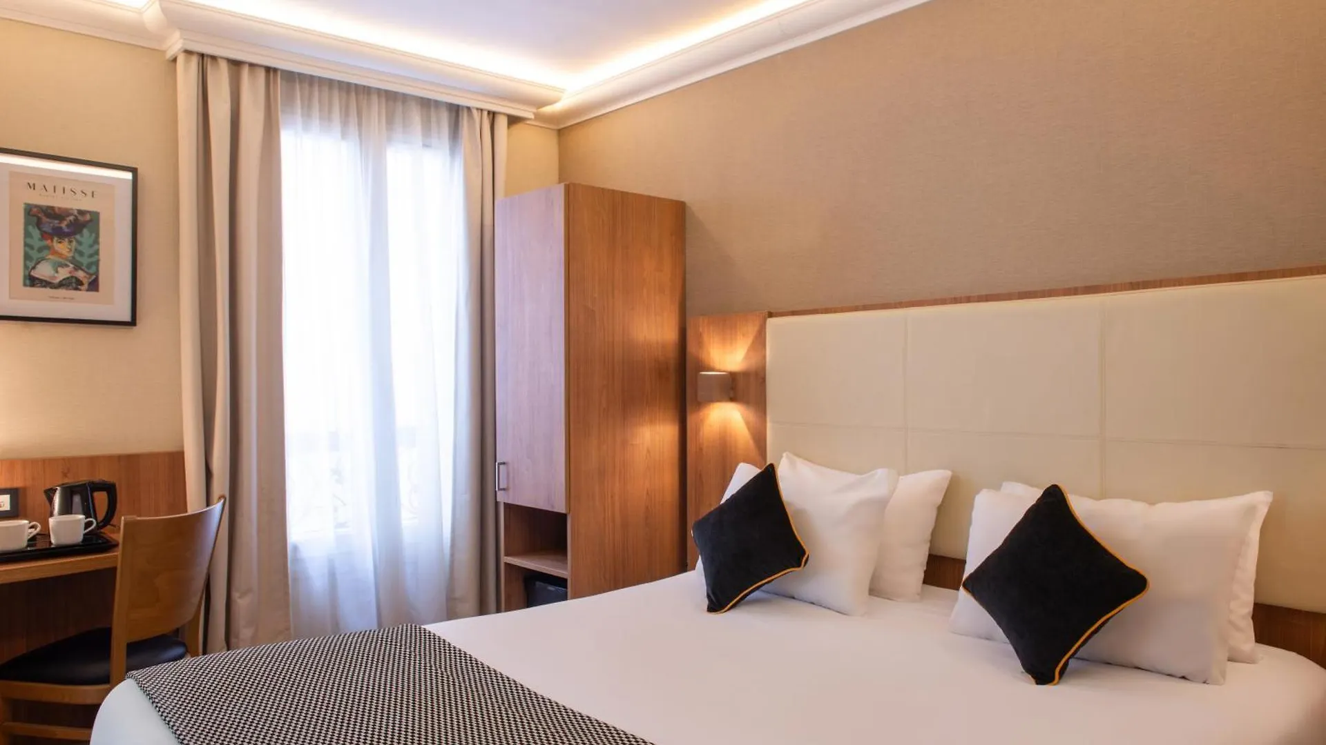 Hotel Cactus Parigi 3*,  Francia