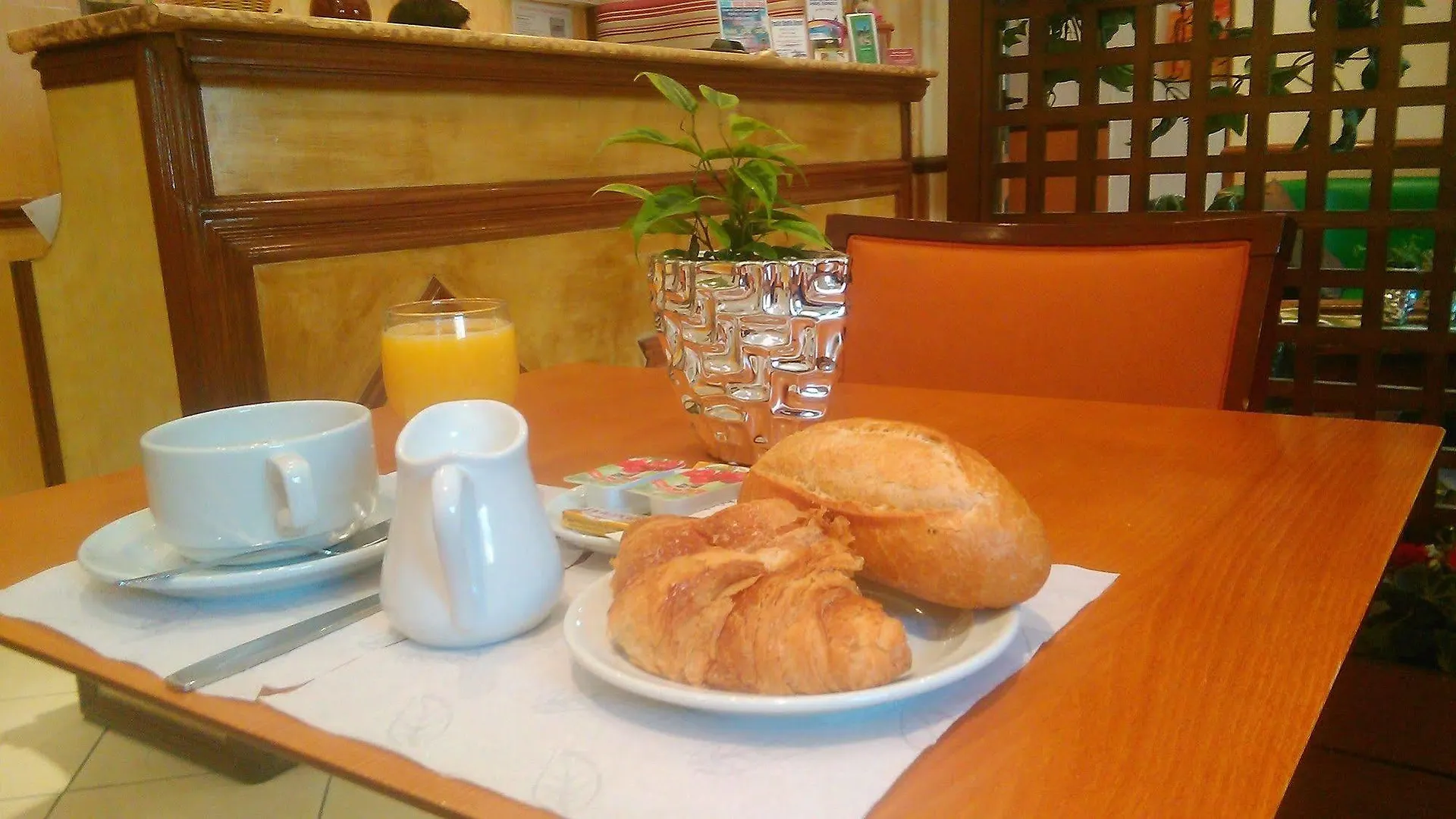 Hotel Cactus Parigi 3*,